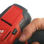 Pila Milwaukee M12 CHZ-402C, 2x4.0 Ah, chvostova